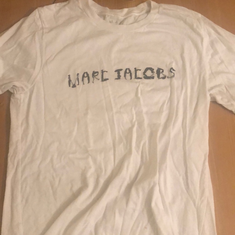 Marc Jacobs shirt size small!